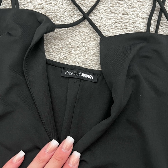 Black strappy long sleeve dress - Picture 6 of 7